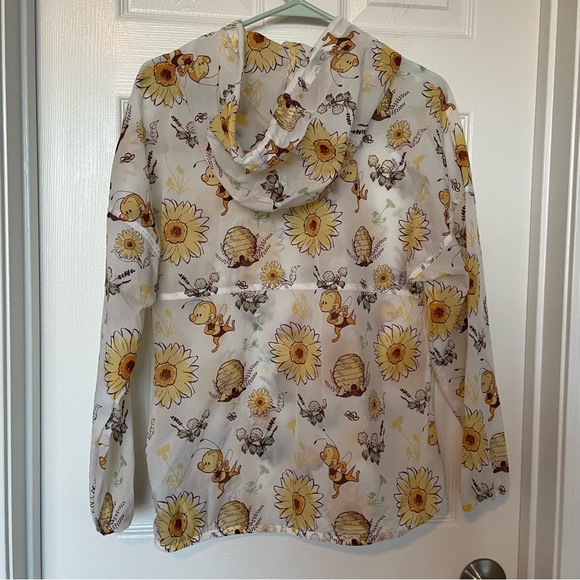 EPCOT International Flower and Garden Festival 2022 Spike the Bee Spirit Jersey - Picture 6 of 8